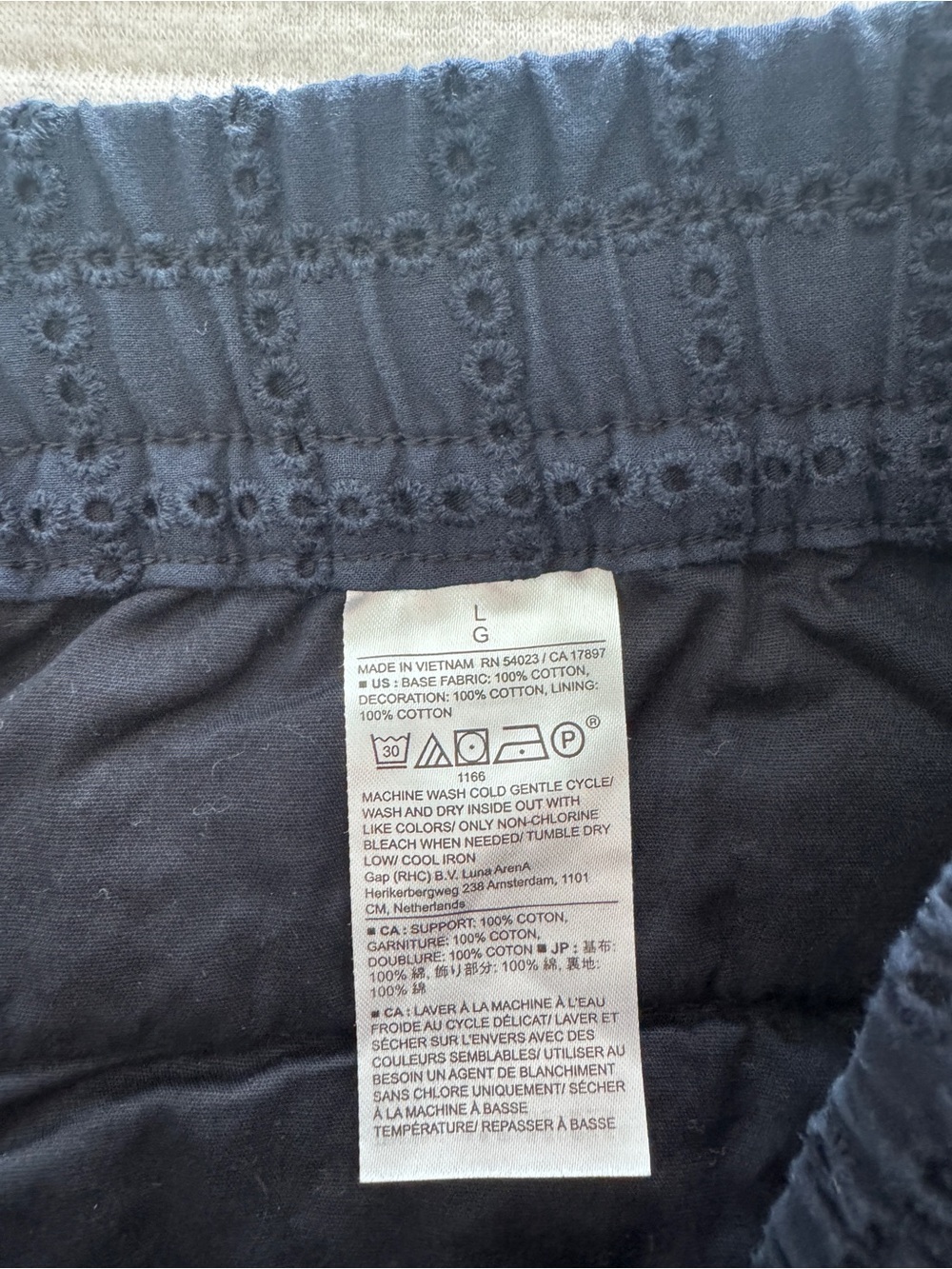 Banana Republic Factory Navy Eyelet Mid-Rise Shorts - Picture 6 of 7